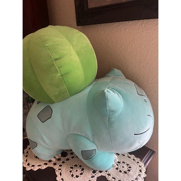Sleeping Pokémon Bulbasaur Large - Picture 3 of 5